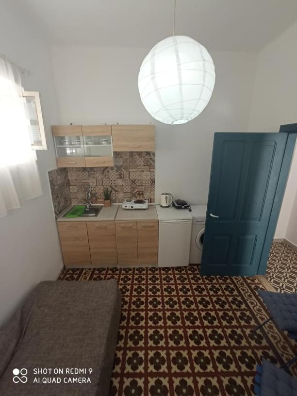 Mascot Bar Street Apartments Rhodes City المظهر الخارجي الصورة