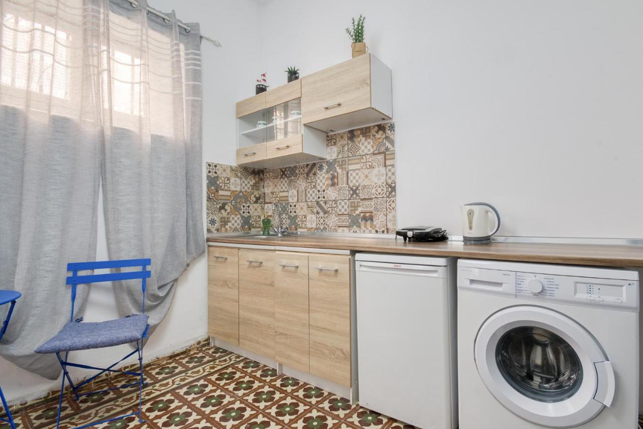 Mascot Bar Street Apartments Rhodes City المظهر الخارجي الصورة